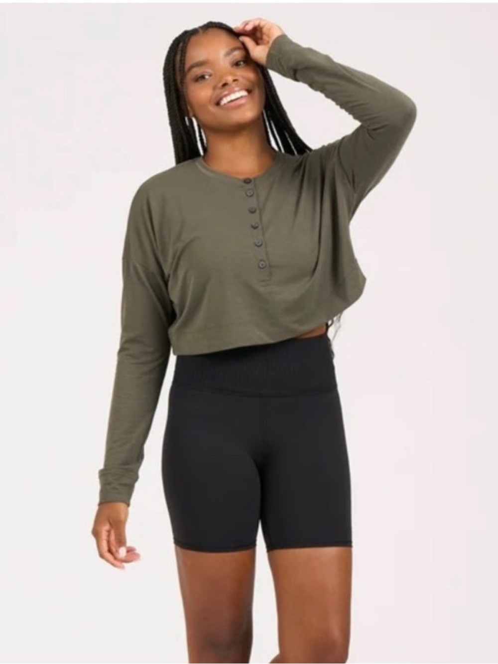Vuori Avalon Cropped Long Sleeve Henley Top in Dark Oregano Green